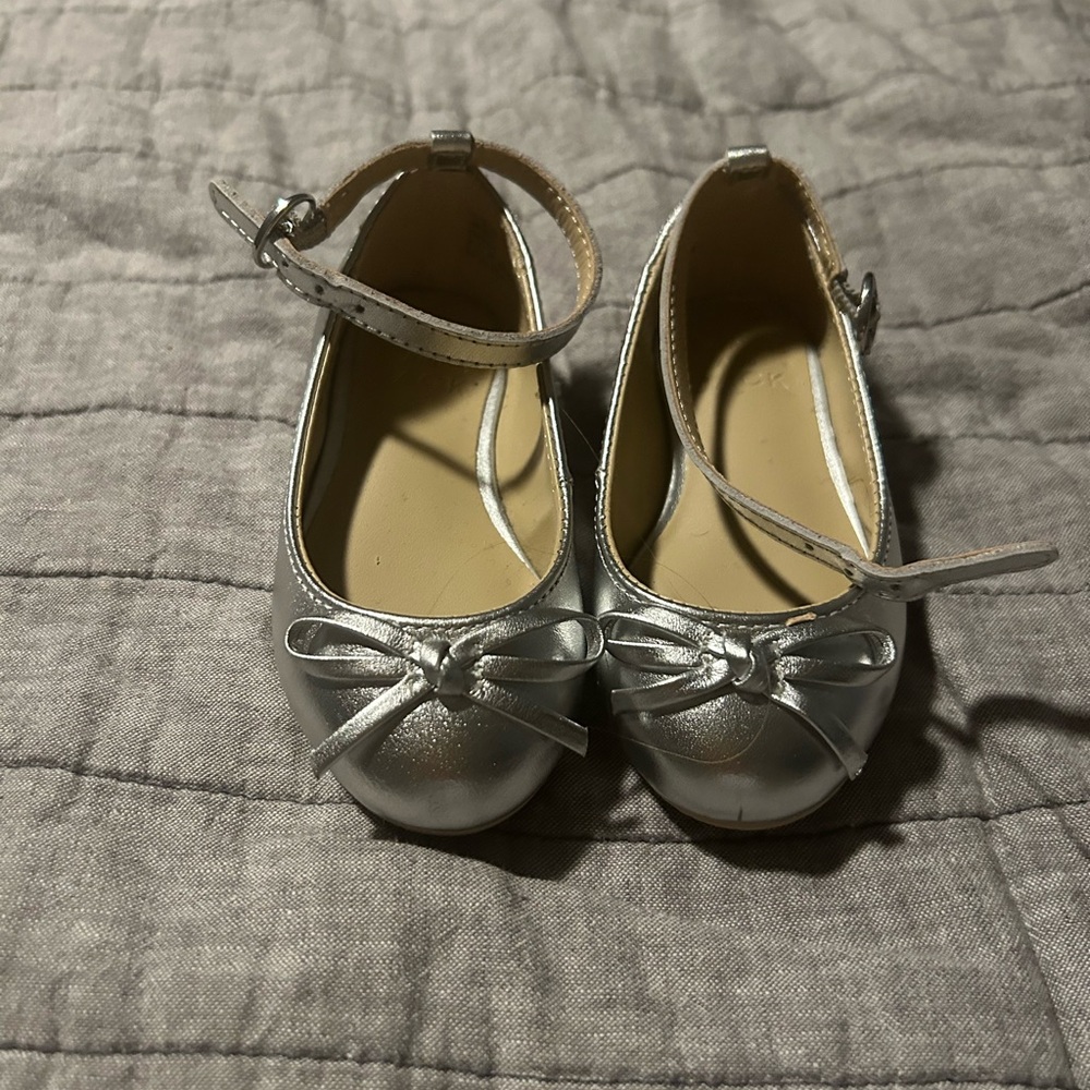 Janie and Jack silver ballet slippers with ankle straps